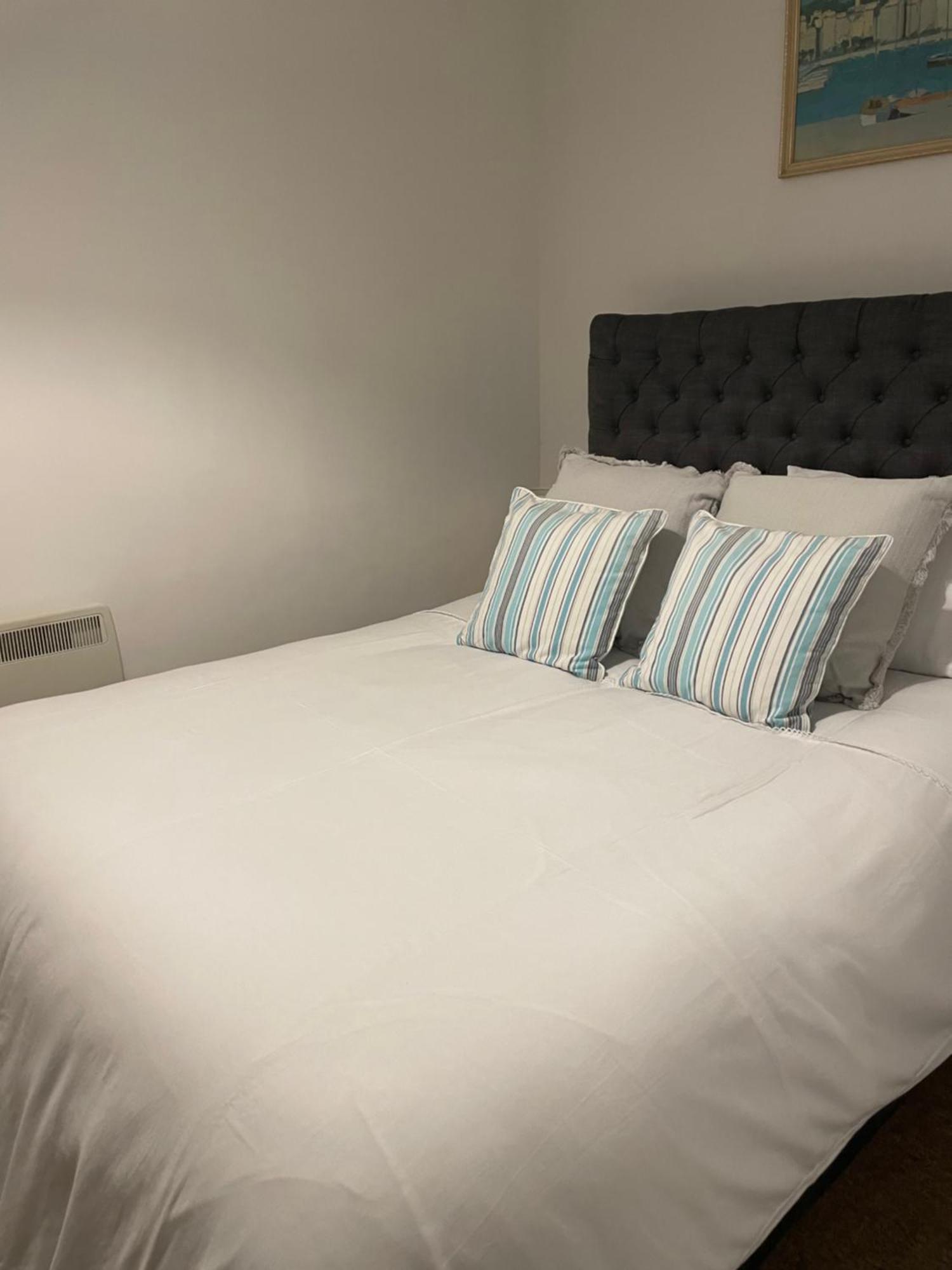 Cute 1 Bed Apartment 2 Mins From The Sea - Sleeps 4, Flat 8 The Gables, Church Street, 莱姆里吉斯 外观 照片