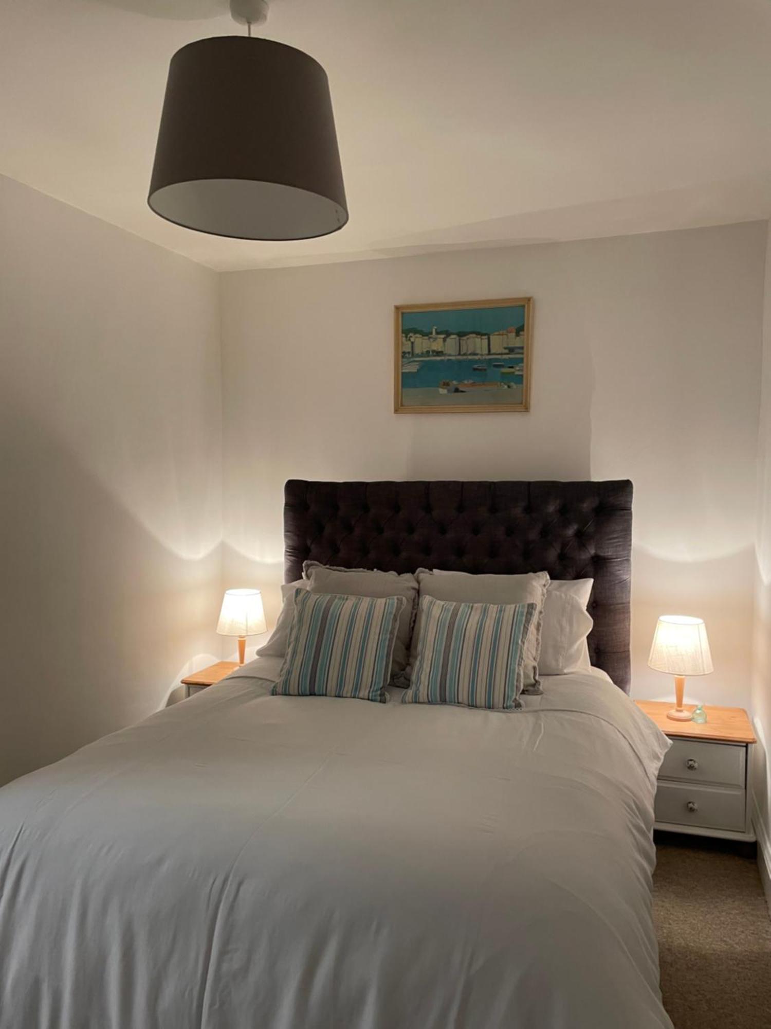 Cute 1 Bed Apartment 2 Mins From The Sea - Sleeps 4, Flat 8 The Gables, Church Street, 莱姆里吉斯 外观 照片