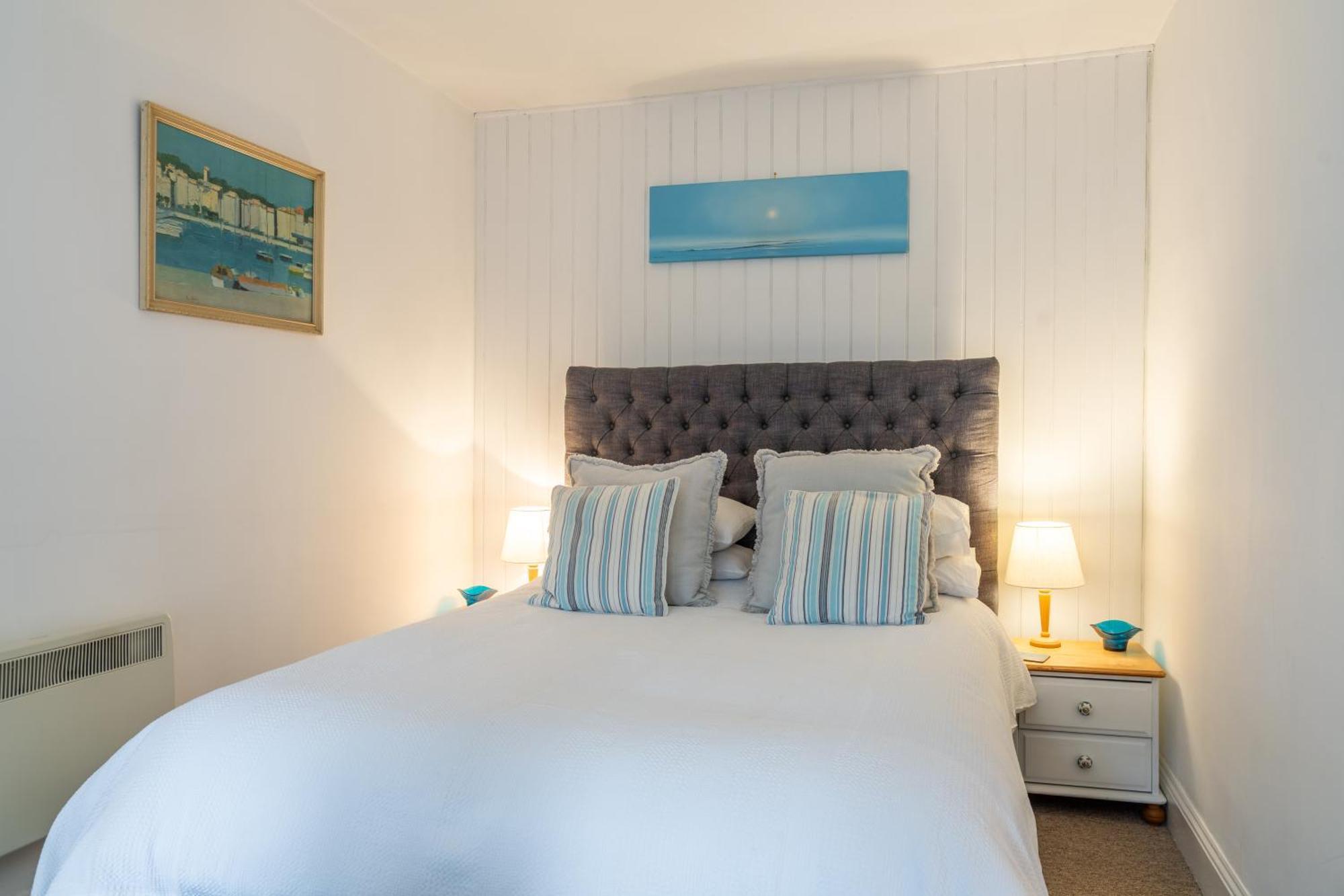 Cute 1 Bed Apartment 2 Mins From The Sea - Sleeps 4, Flat 8 The Gables, Church Street, 莱姆里吉斯 外观 照片